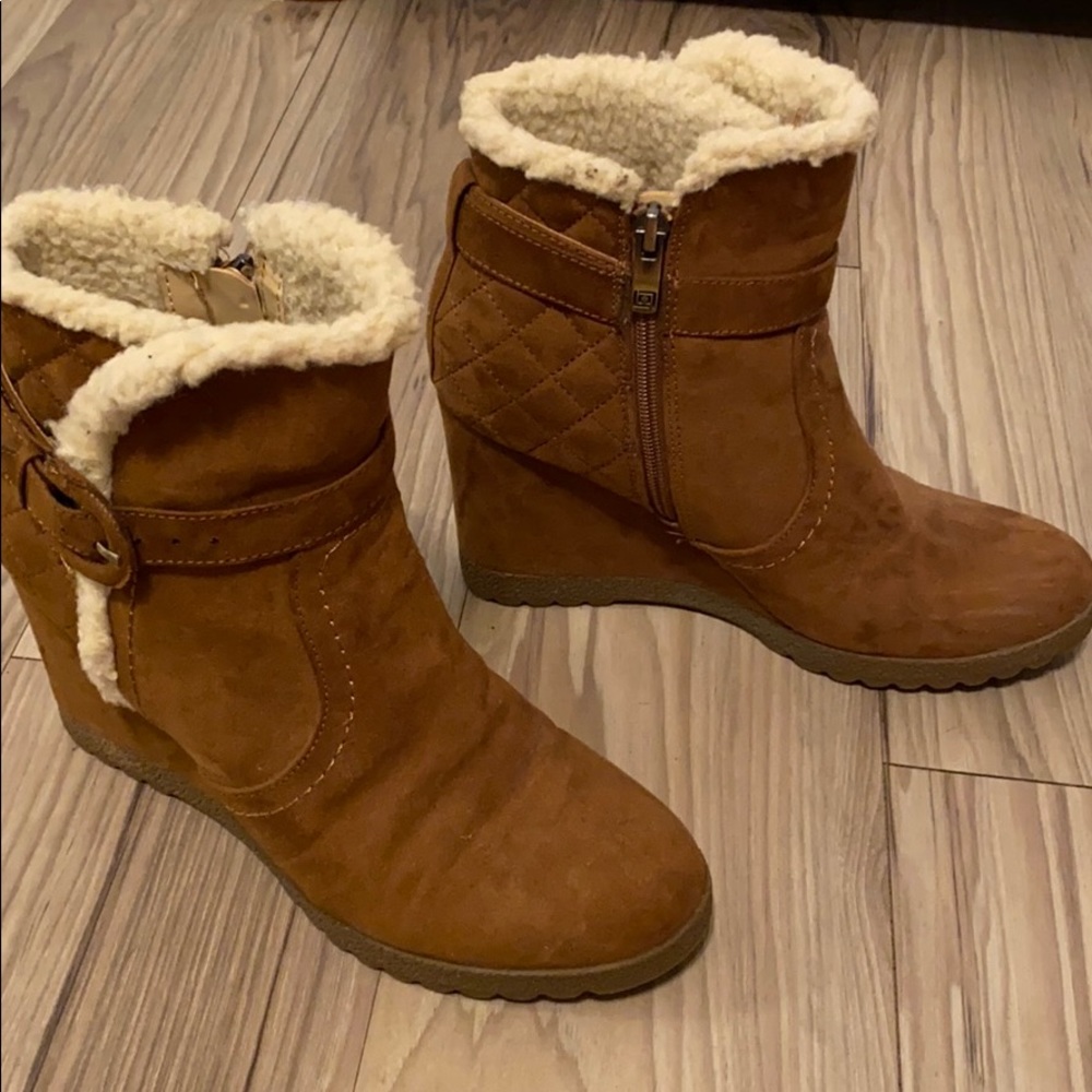 Liz Claiborne Boots
